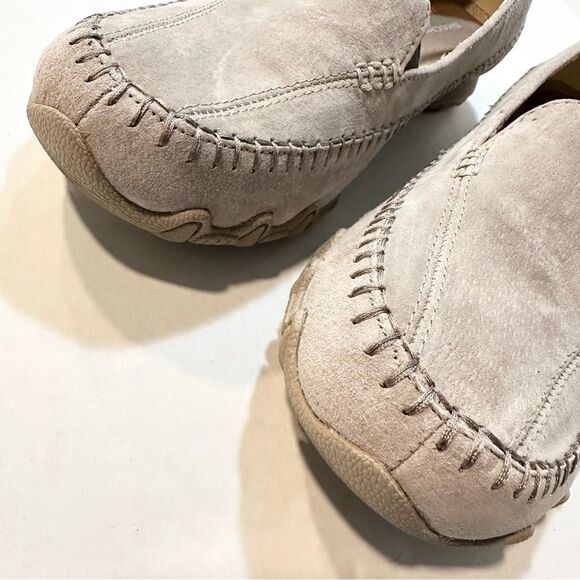 Skechers Gray Suede Slip On Loafer Shoes Size 10 - Picture 4 of 9